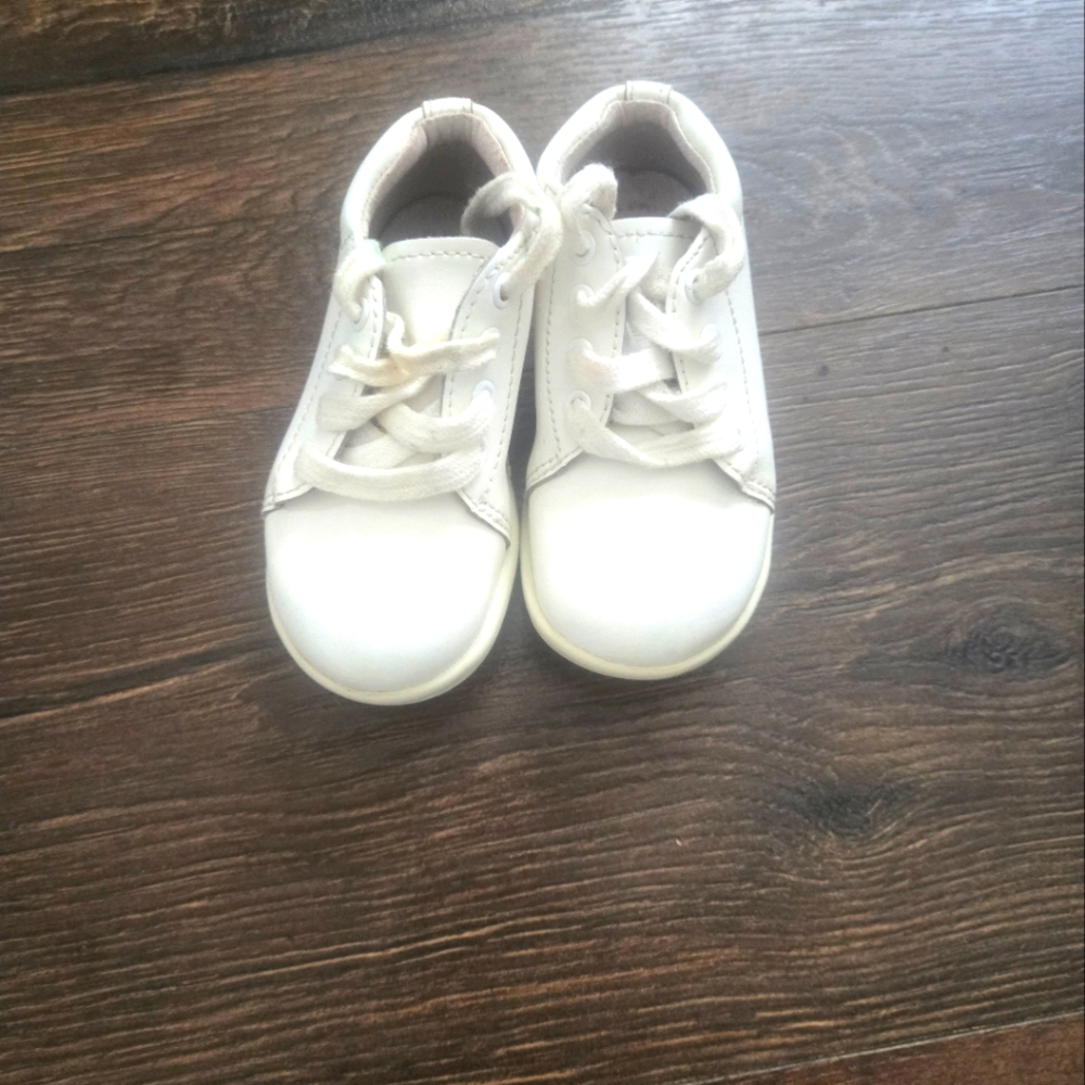 Kids White Walker Shoes For Toddler 5c